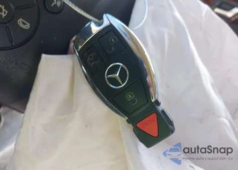 2012 Mercedes-Benz Glk 350 4Matic z USA, uszkodzony, nr VIN WDCGG8HB0CF816443